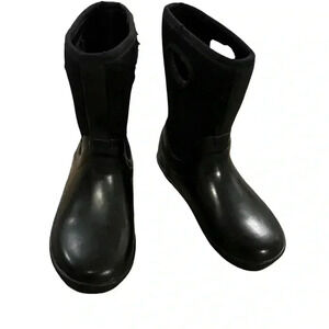 UGG youth K KEX black pill on waterproof rain boot youth size 2 gender neutral